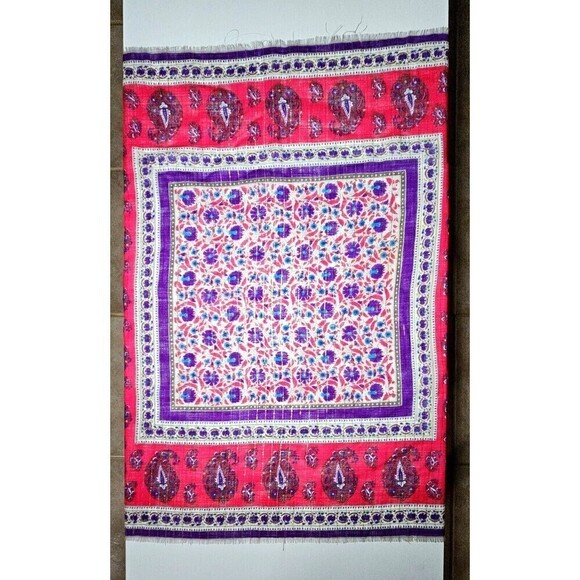 OSCAR DE LA RENTA Vintage Floral Wool Made In Japan Square Scarf 31x32 In - Picture 4 of 4